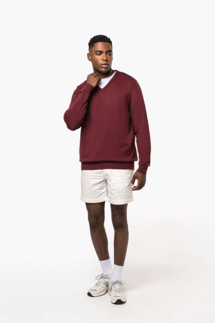 MEN’S V-NECK JUMPER