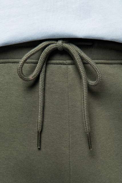 ECO-FRIENDLY MEN’S JOGGING TROUSERS