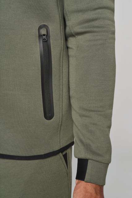 MEN'S HOODED SWEATSHIRT
